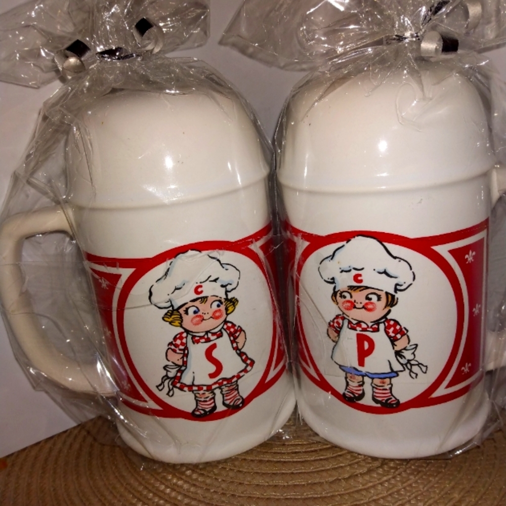 Campbells Soup Kids Salt Pepper Shakers 5 in. Tall.